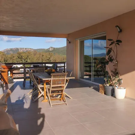 Isula Petra Porto-Vecchio (Corsica)