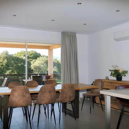 Isula Petra Villa *
